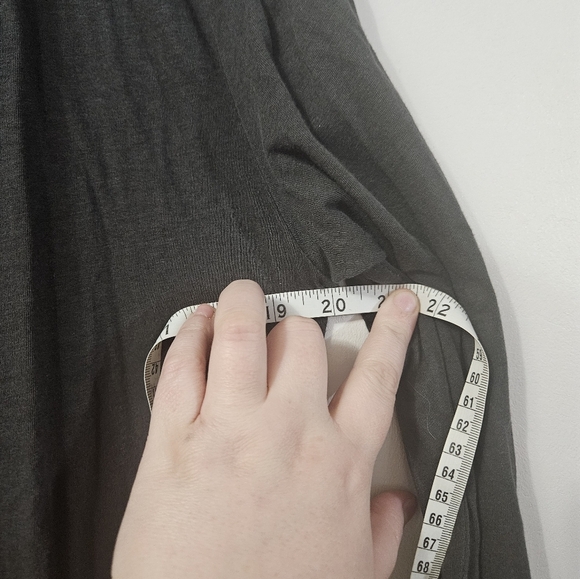 American Eagle Gray Open Front Cardigan With Pockets! - Picture 4 of 5